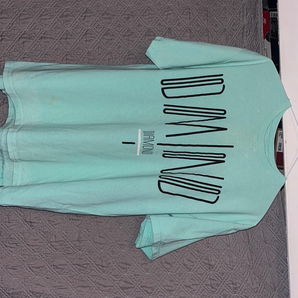 Diamond supply mens Tshirt size XL